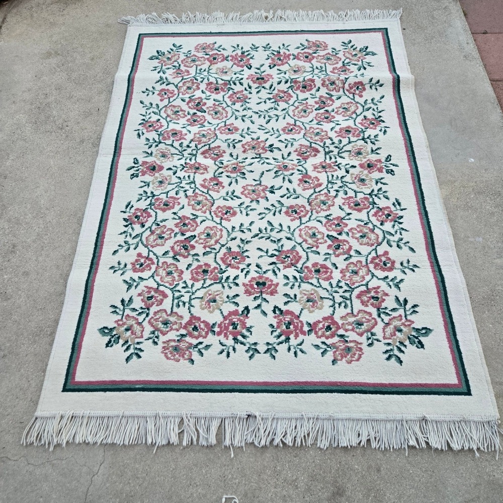 Floral Rose Accent Rug Area Rug Cream Pink Green Fringe USA 47" x 71 in - Picture 10 of 12